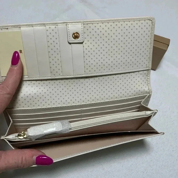 RADLEY LONDON Women’s Wallet, NWT. - Picture 2 of 3